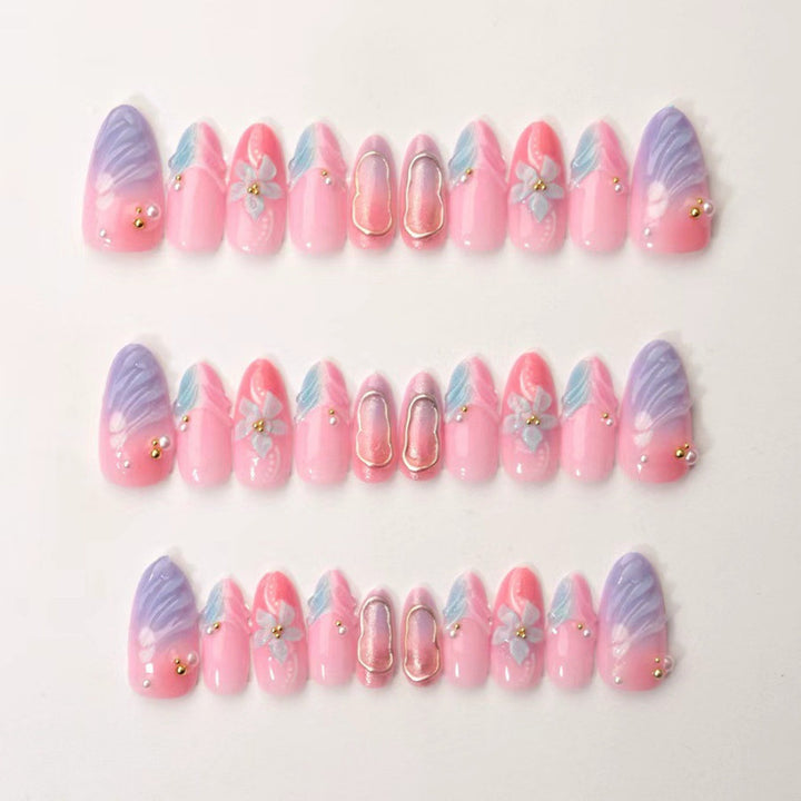Artificial nails with flower pattern and glamorous accents Bowlift