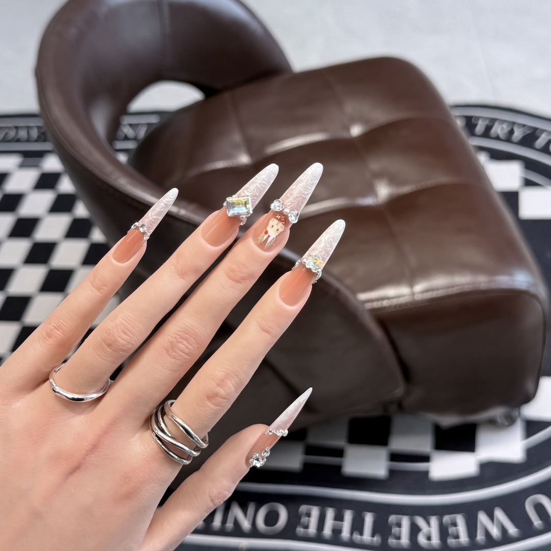 Glamorous Stiletto Press-On Nail Art Set with Elegant Decorative Elements Bowlift
