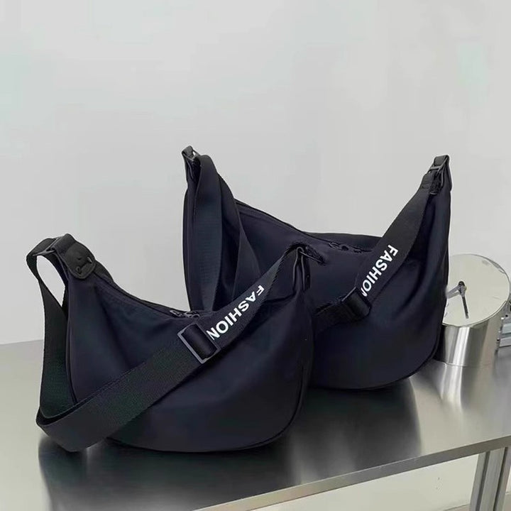 Chic Crossbody Bag Bowlift
