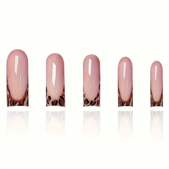Trendy French Tip Press-On Nail Set Bowlift