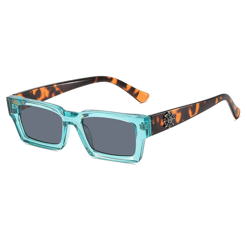 Fashionable Tortoiseframe Sunglasses Bowlift