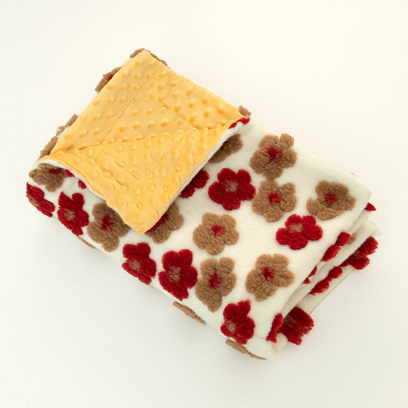 Ladies soft and cuddly microfiber blanket with floral pattern Bowlift