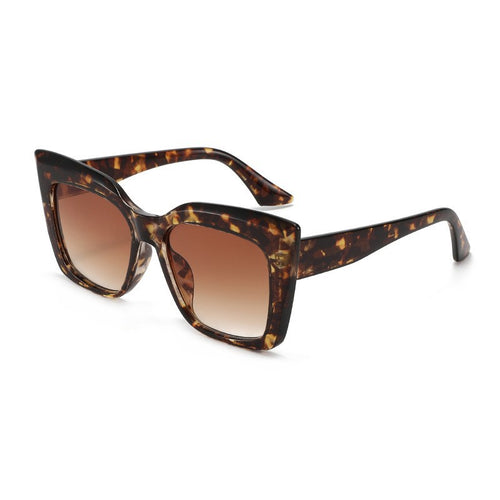 Fashion-Forward Oversized Square Sunglasses