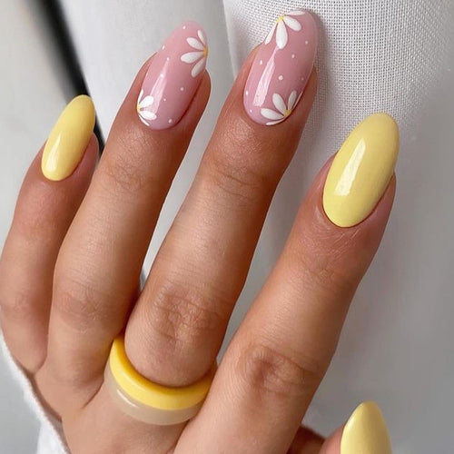 Artful Nail Art with Floral Accents Bowlift