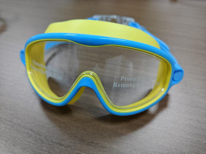 Safety goggles with anti-fog technology Bowlift