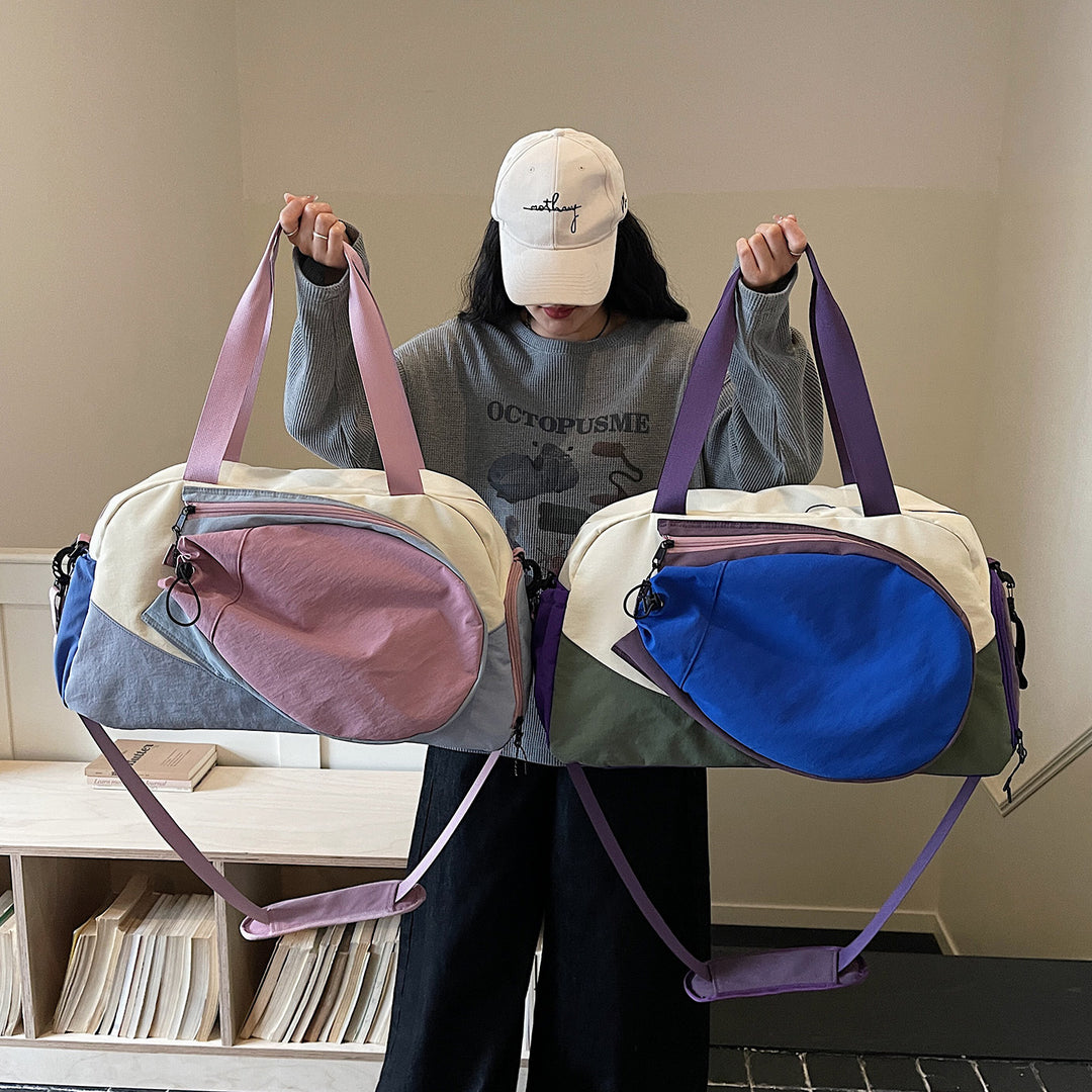 Versatile Multi-Compartment Travel Duffle Bowlift