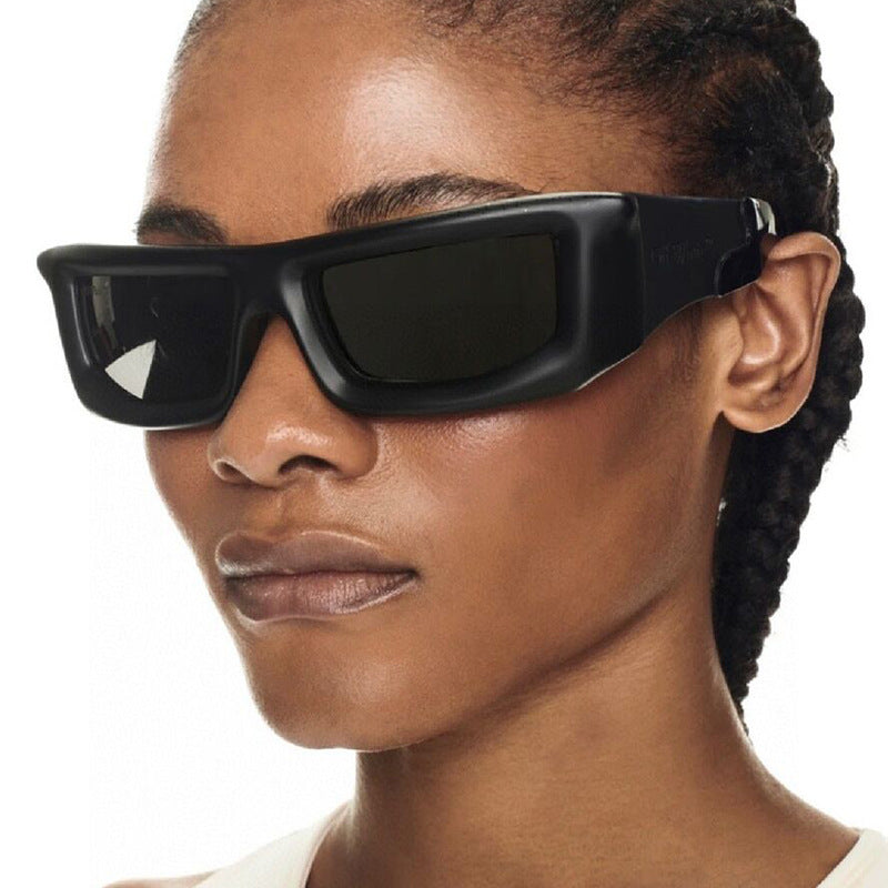 Ladies Sporty Sunglasses with Stylish Metal Frame Bowlift