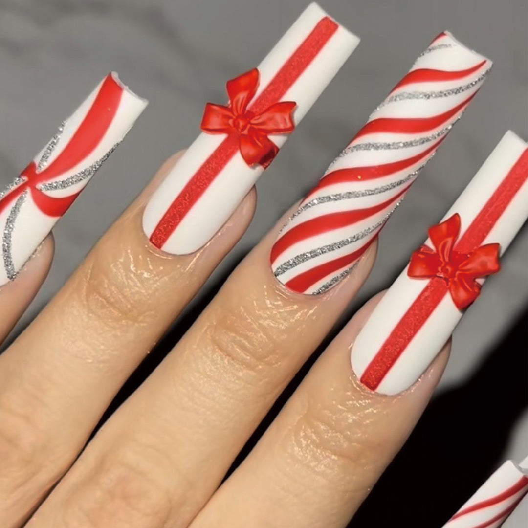 Festive Holiday-Theme Press-On Nail Art Bowlift