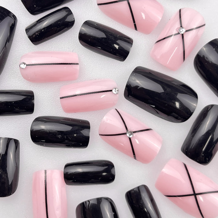 Stylish Geometric Pattern Nail Art Bowlift