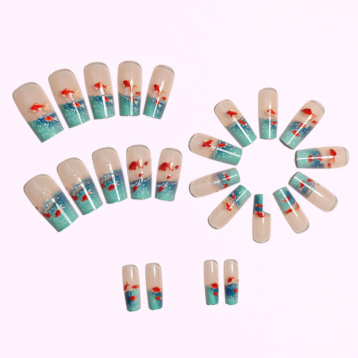 Artifical nails with maritime goldfish design Bowlift