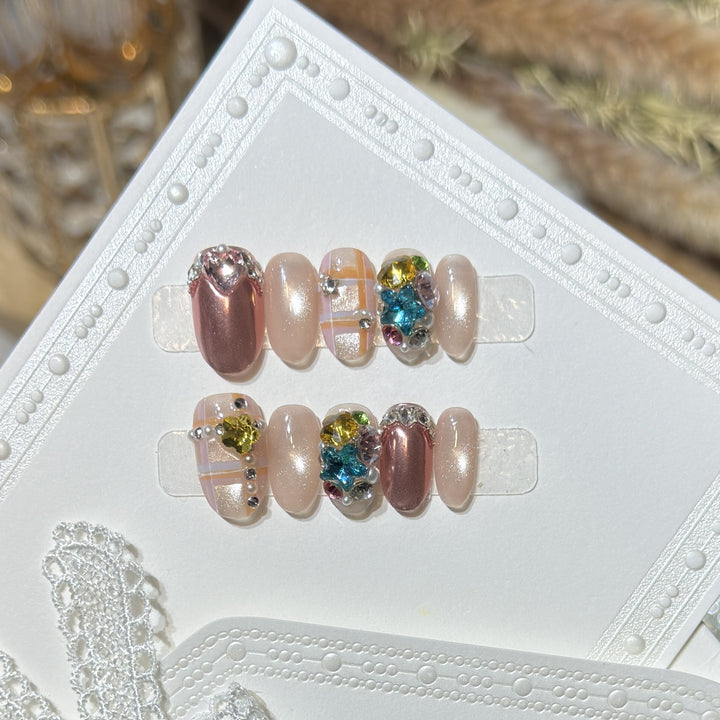 Artistic Themed Nail Art Set Bowlift