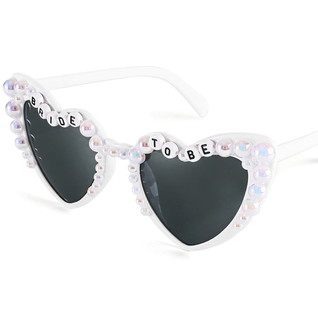 Women Heart-Shaped Sunglasses Bowlift