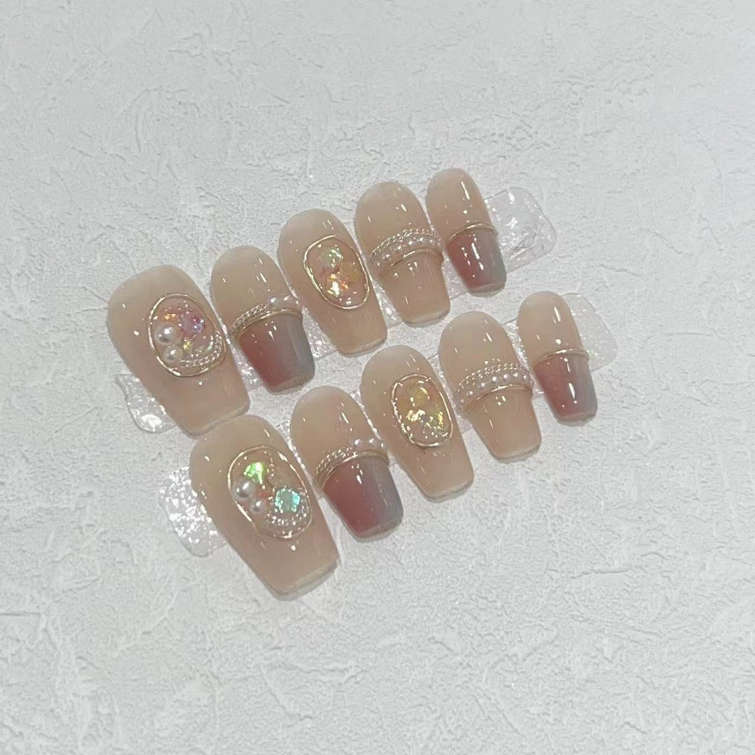 Decorative Press-On Nail Set with Gemstone Accents Bowlift