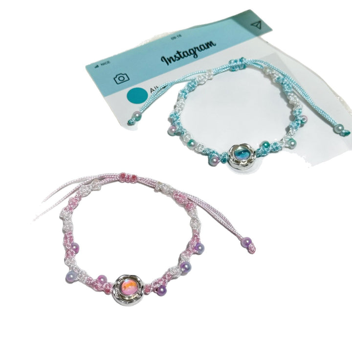 Adjustable Floral Charm Bracelet Bowlift