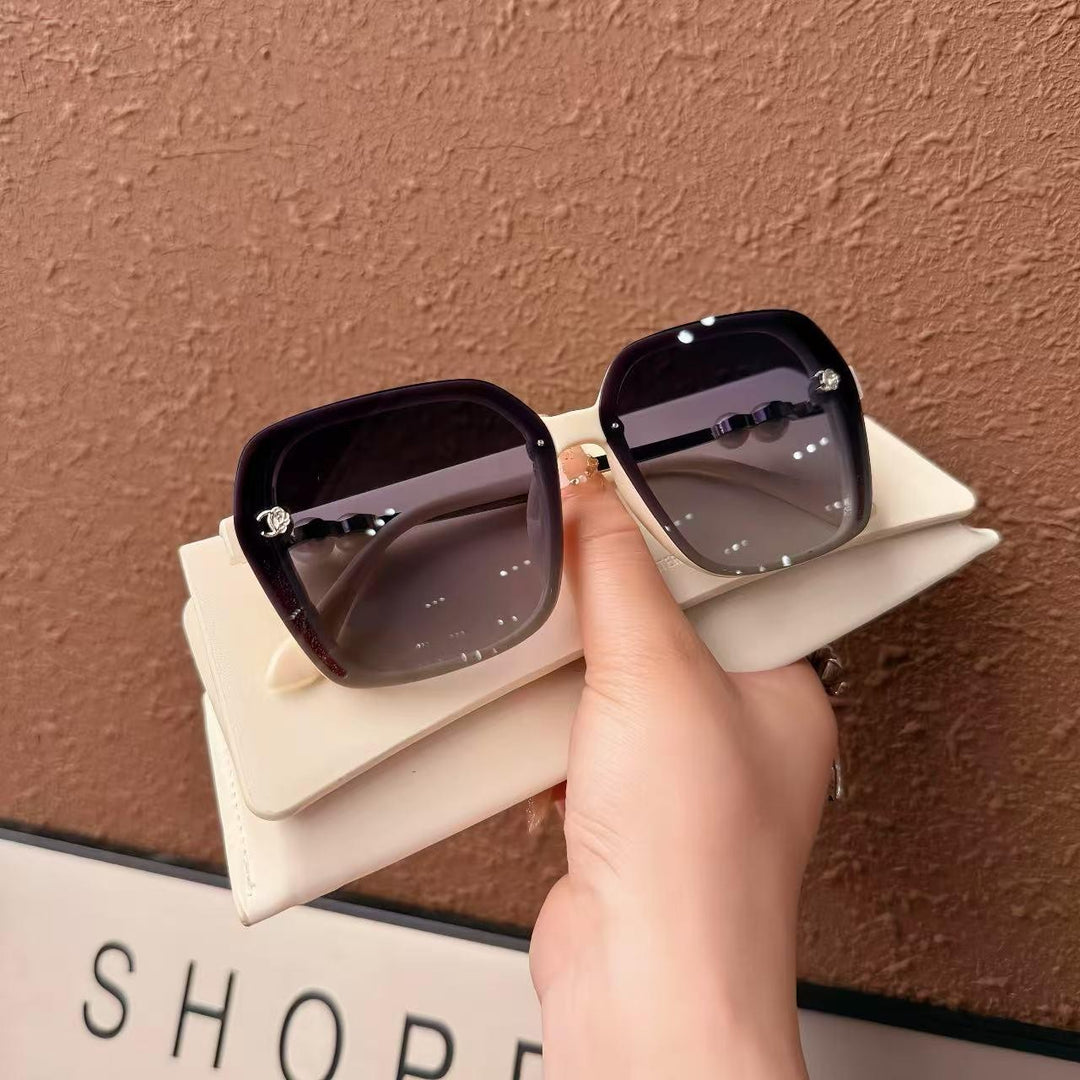Oversized Stylish Square Sunglasses