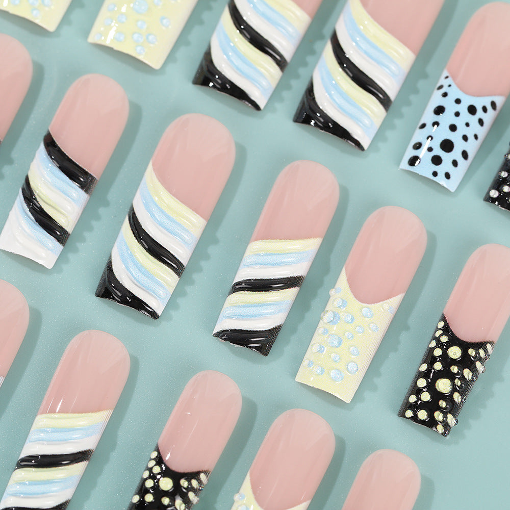 Artificial Nail Set with Stylish Geometric Designs Bowlift