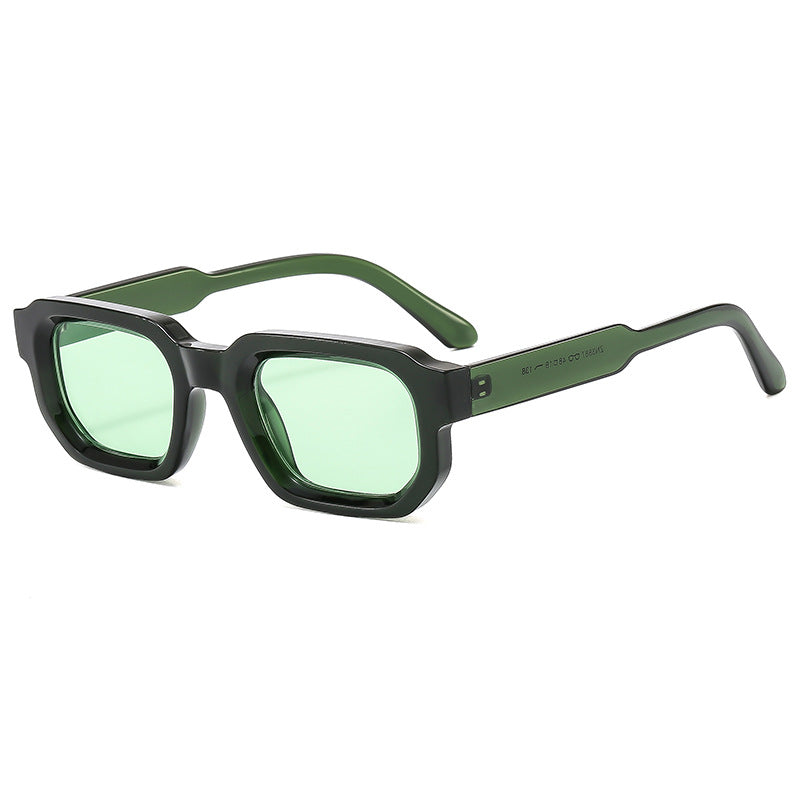 Women's sunglasses in a modern design with high-quality frame Bowlift