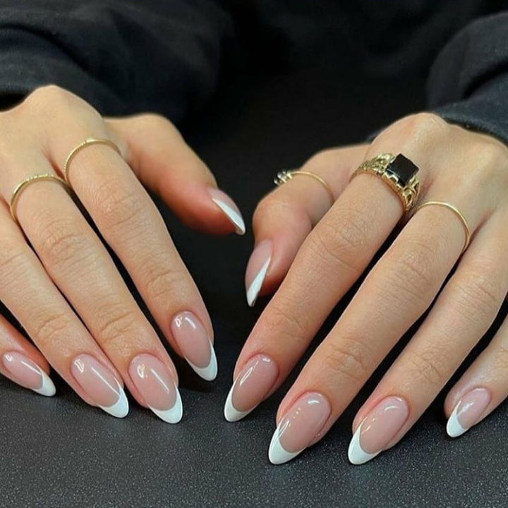 Elegant French Manicure Artificial Nails Bowlift