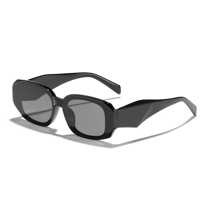 Ladies fashionable sunglasses in angular design with UV protection Bowlift