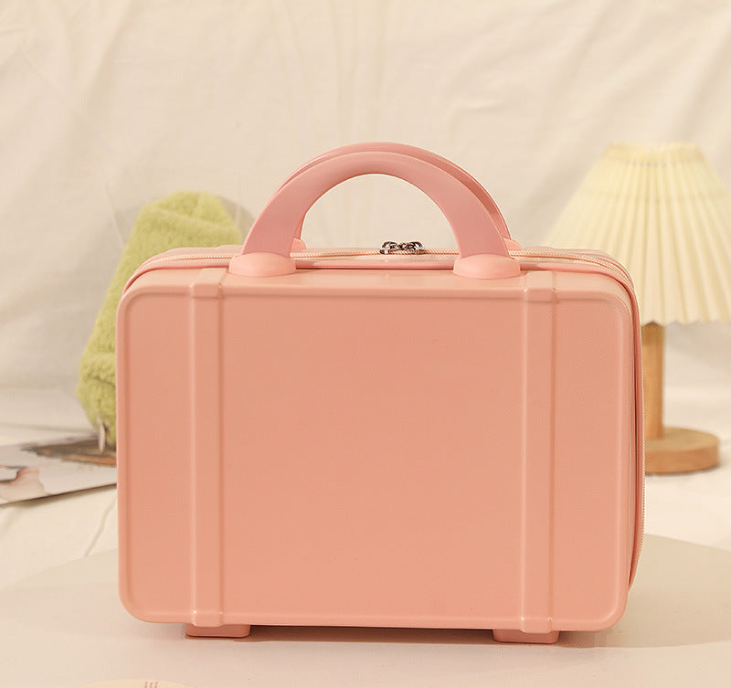hard-shell travel cosmetic case with double-zip closure top handle and protective feet Bowlift