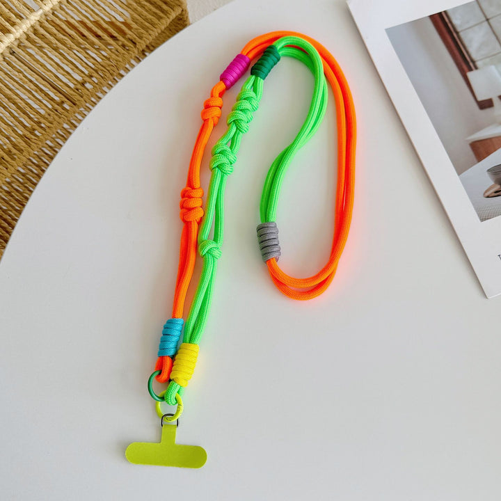 Sporty phone necklace Bowlift