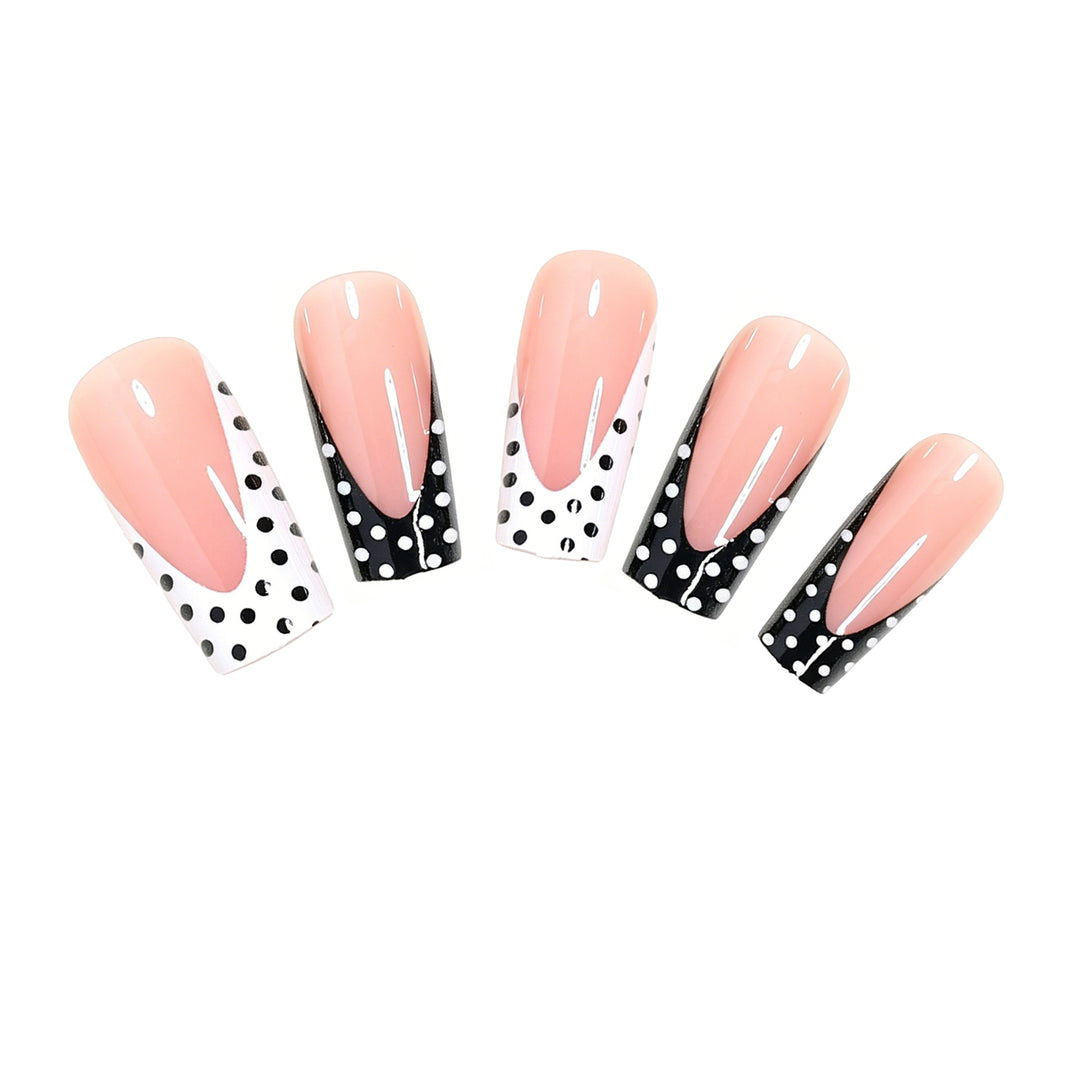 Stylish Polka Dot Nail Art Tips Bowlift