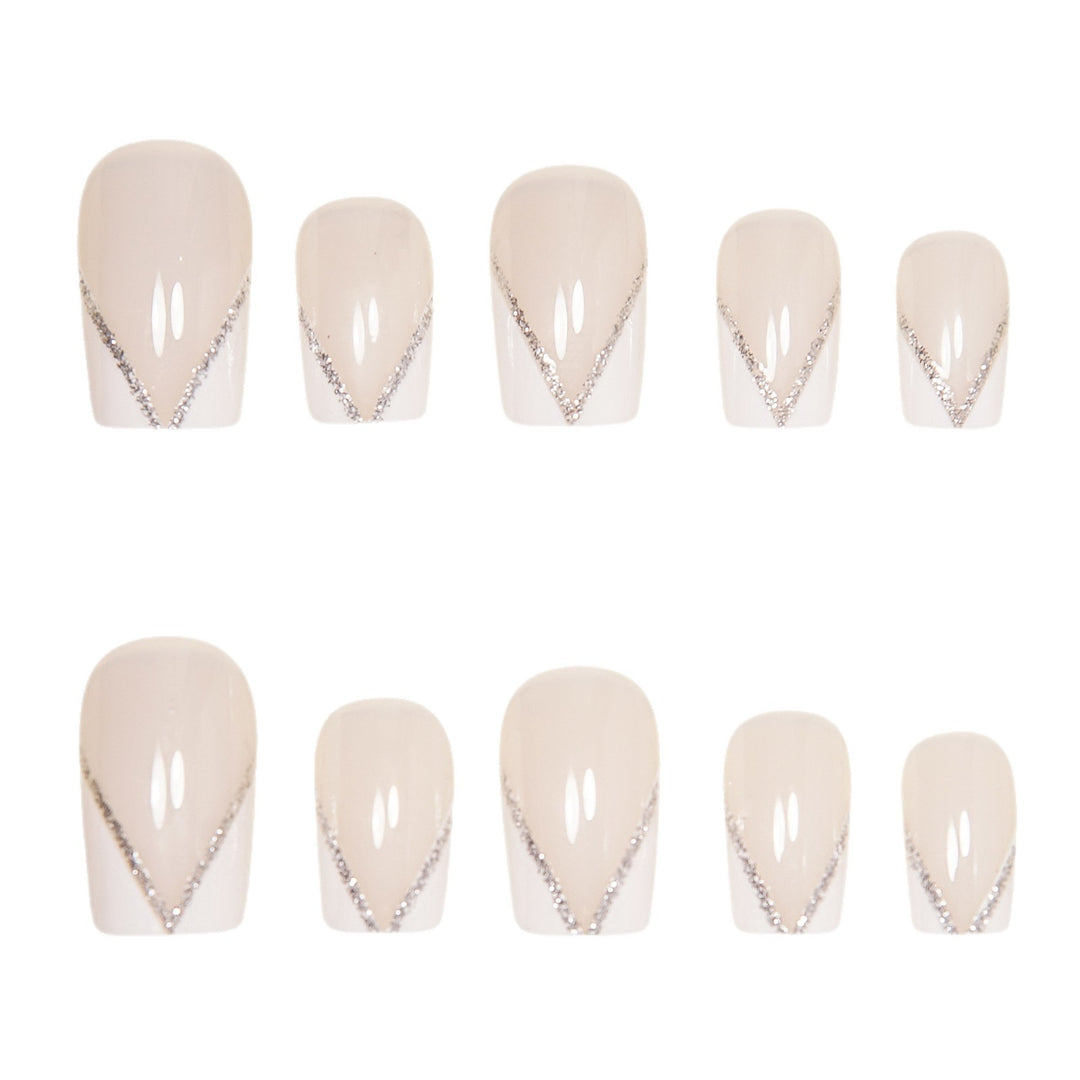 Elegant Press-On Nail Art Tips with Rhinestone Accents Bowlift