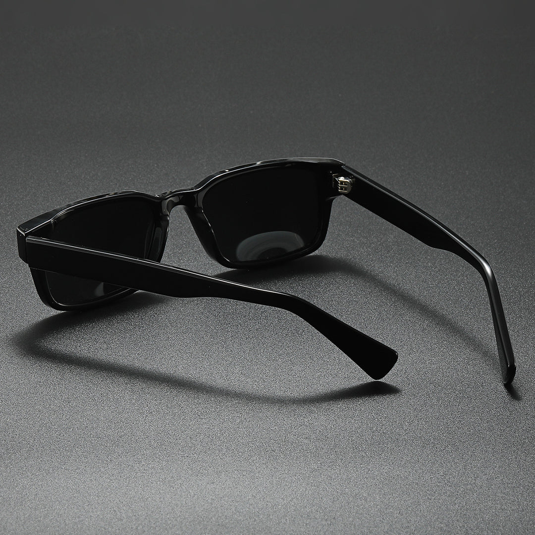 Women's sunglasses in modern, minimalist design Bowlift