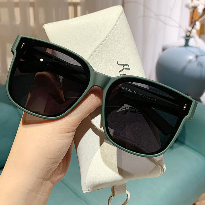 Women's Fashion Sunglasses in Trendy Square Design Bowlift