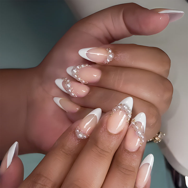 Elegant Stiletto Press-On Nails with Pearl and Rhinestone Accents Bowlift