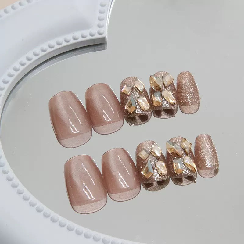 Glitter Nail Set with Luxurious Stone Embellishments Bowlift
