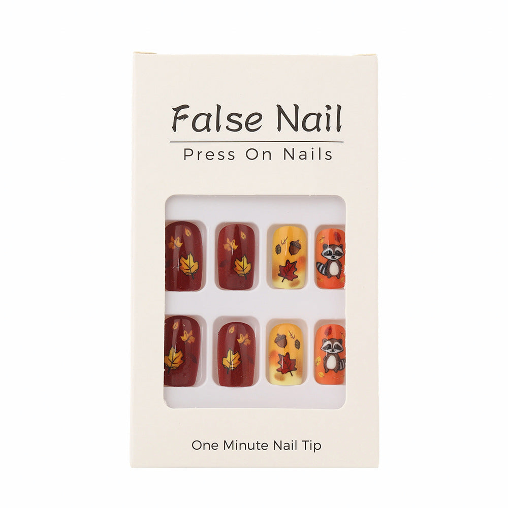 Artificial nails with autumnal animal and leaf patterns Bowlift