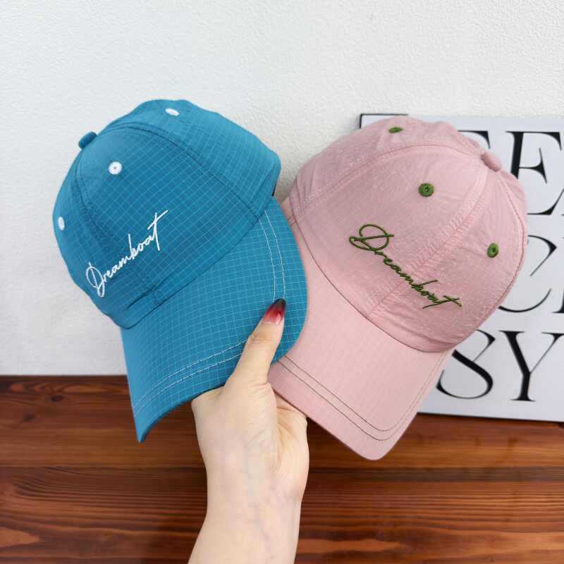 Unisex Lightweight Sport Cap Bowlift