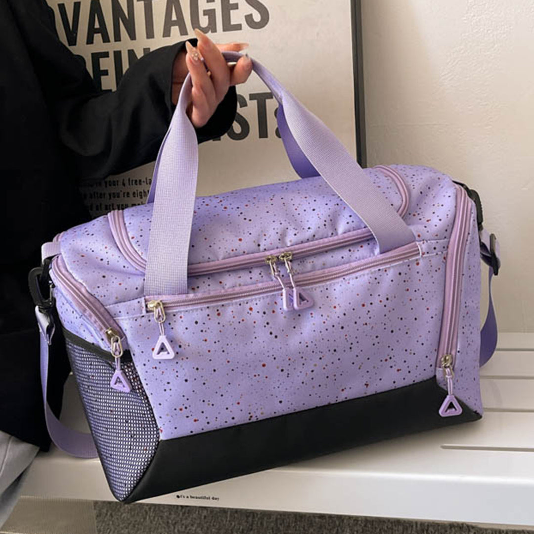 Sporty leisure bag with durable material and innovative compartment design Bowlift