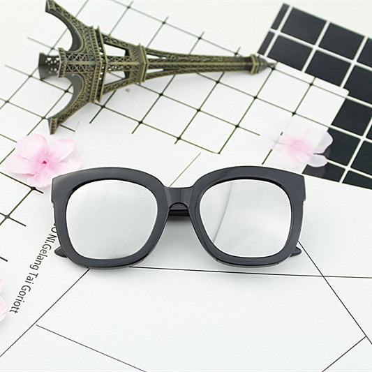 Women's oversized sunglasses with fashionable design and UV protection Bowlift