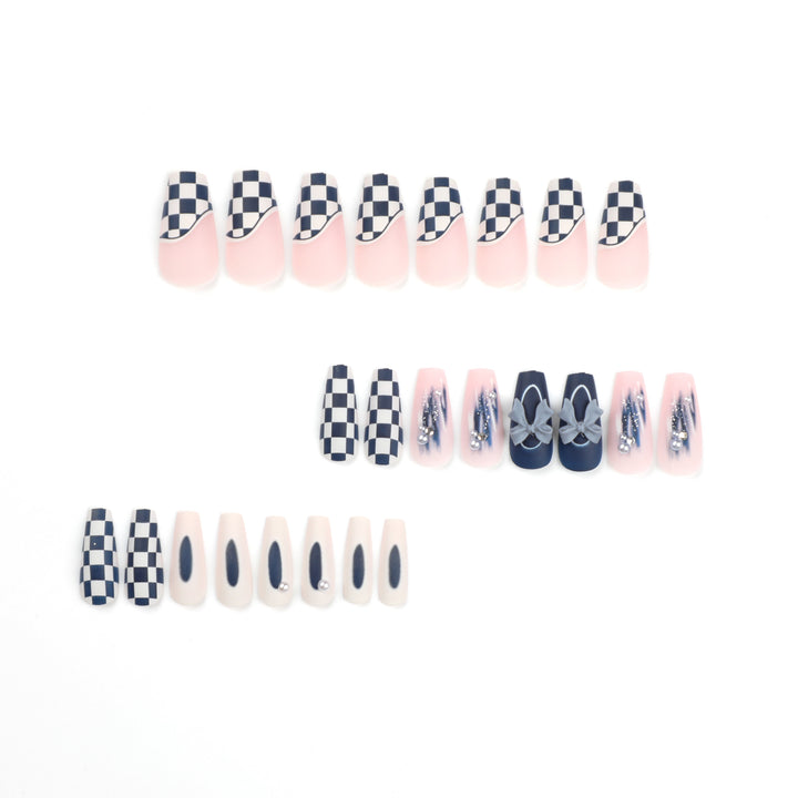 Artful nail decoration with bows and plaid pattern Bowlift