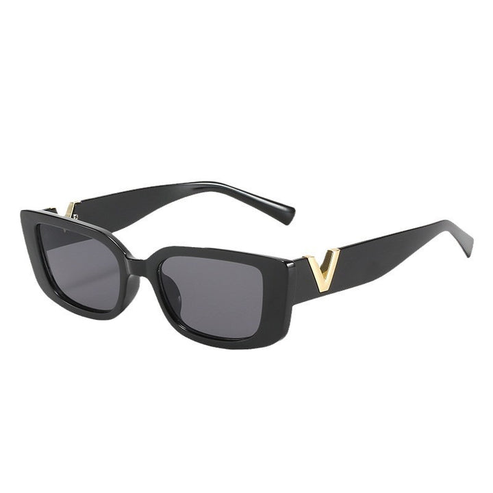 Ladies fashionable sunglasses in clear design Bowlift