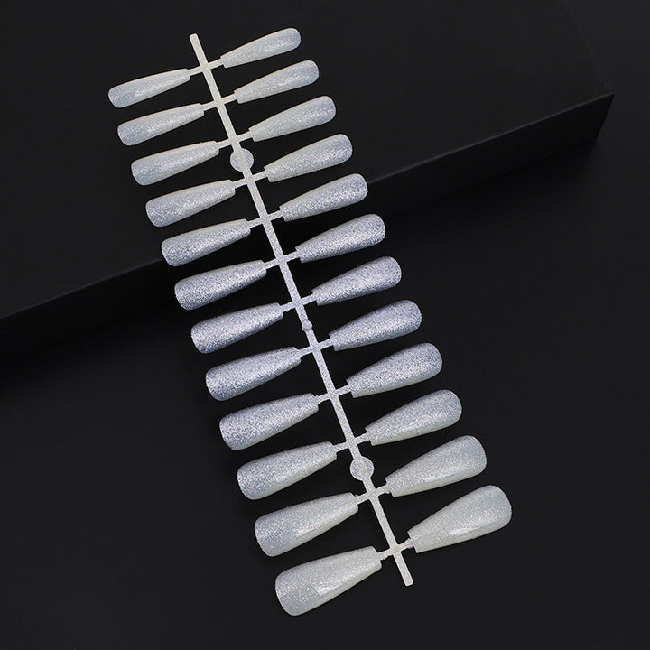 Nail art set with glitter and elegant transitions Bowlift