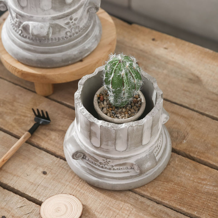 Stylish plant pot Bowlift