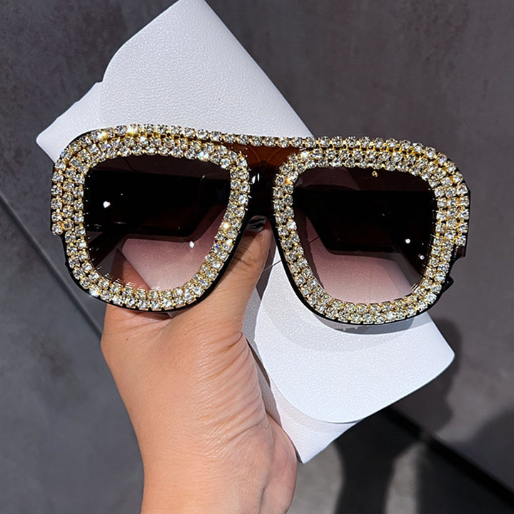 Ladies Glamorous Sunglasses with Extravagant Crystal Frame Bowlift