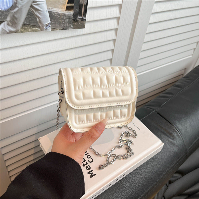WoTextured Quilted Mini Crossbody Bag Bowlift