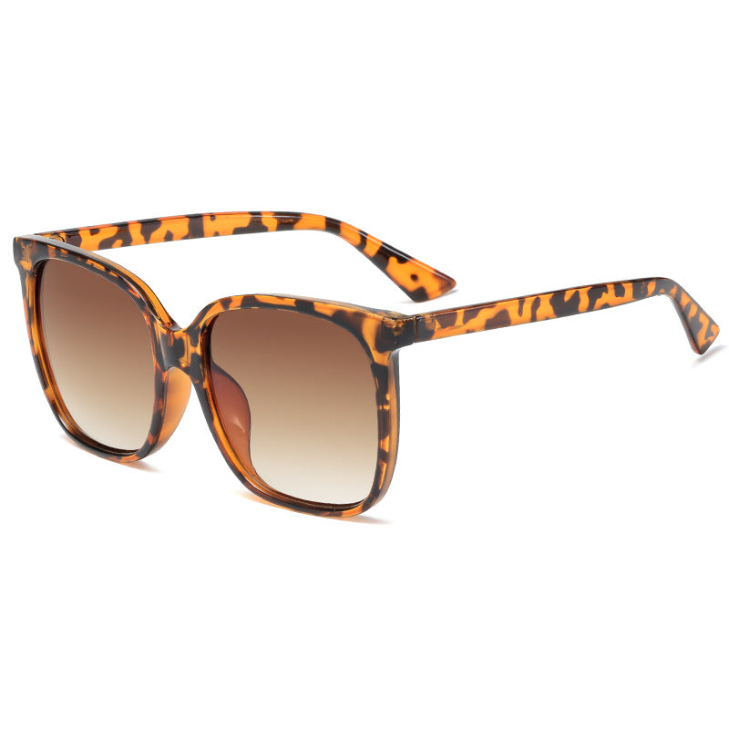 Women's modern and stylish sunglasses with square frame Bowlift
