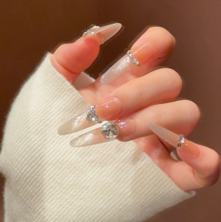 Glamorous Decorative Press-On Nail Extensions Bowlift