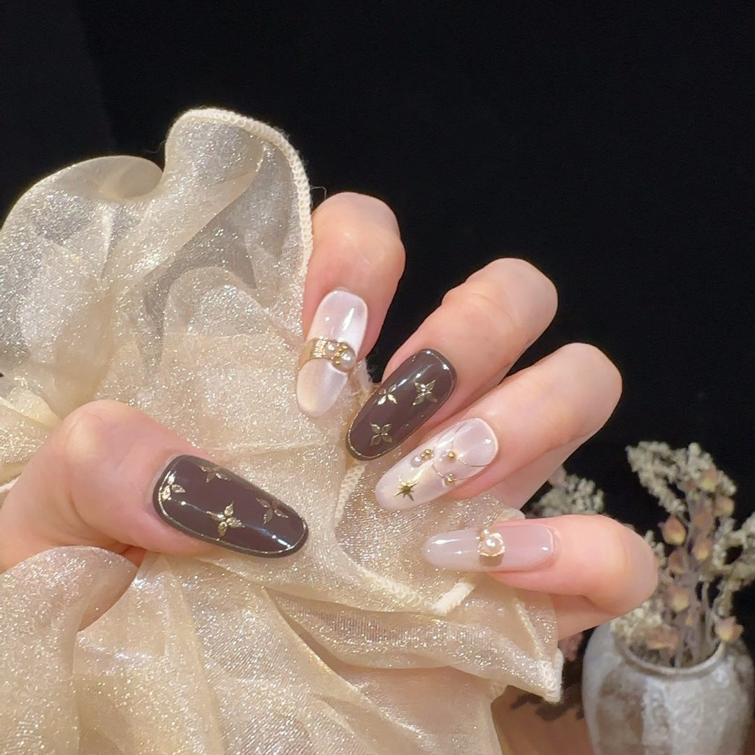 Decorative Press-On Nail Set with Star Accents Bowlift
