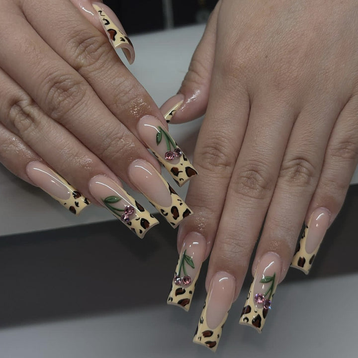 Decorative Acrylic Nail Art Extensions Bowlift