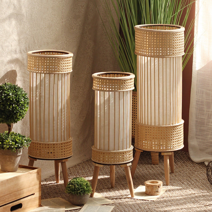 Stylish floor lamp in modern design Bowlift