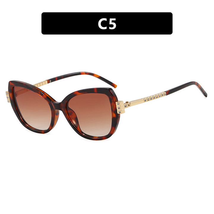 Women oversized sunglasses with protective UV filter and elegant accents Bowlift