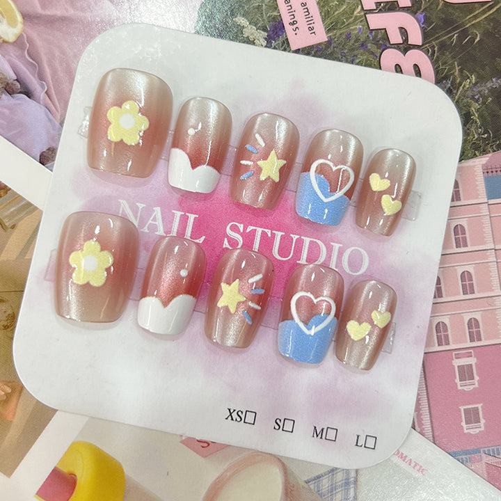 Creative Gel Nails Bowlift