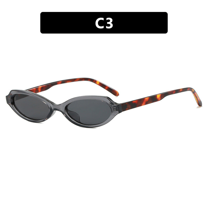 Ladies elegant sunglasses in stylish oval design Bowlift