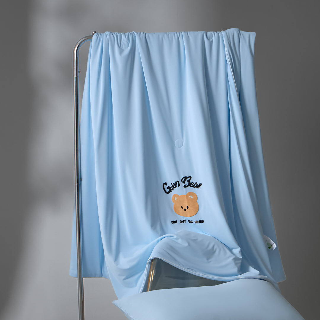 Ladies cozy microfiber blanket with cheerful pattern Bowlift
